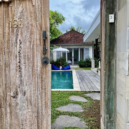 Villa Biru - 500M Batubelig Beach Canggu  Exterior photo