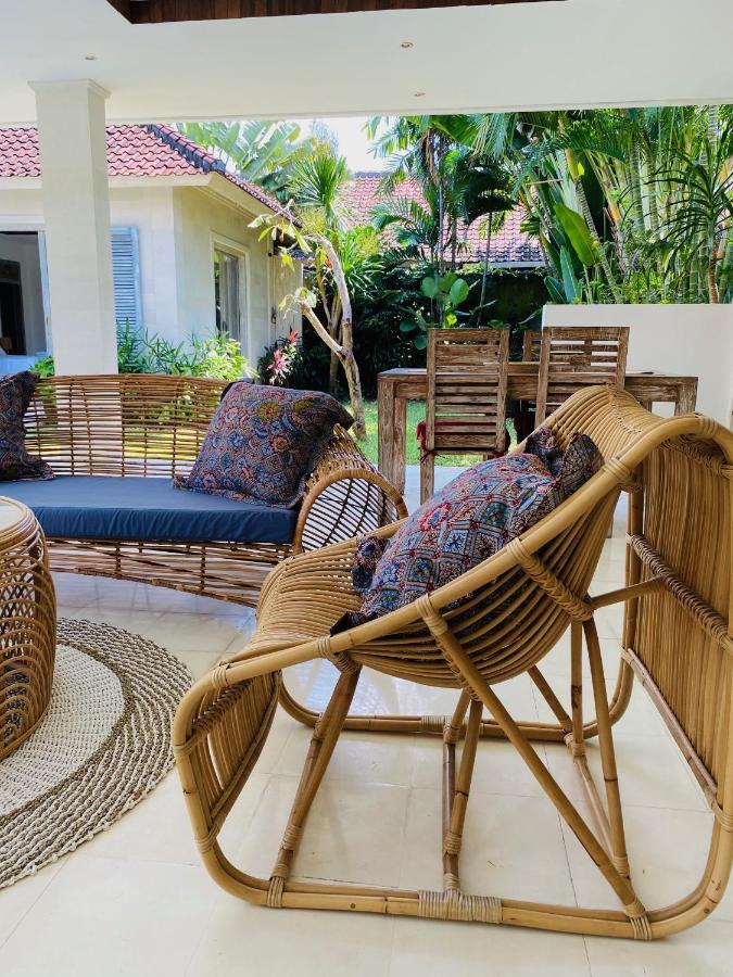 Villa Biru - 500M Batubelig Beach Canggu  Exterior photo