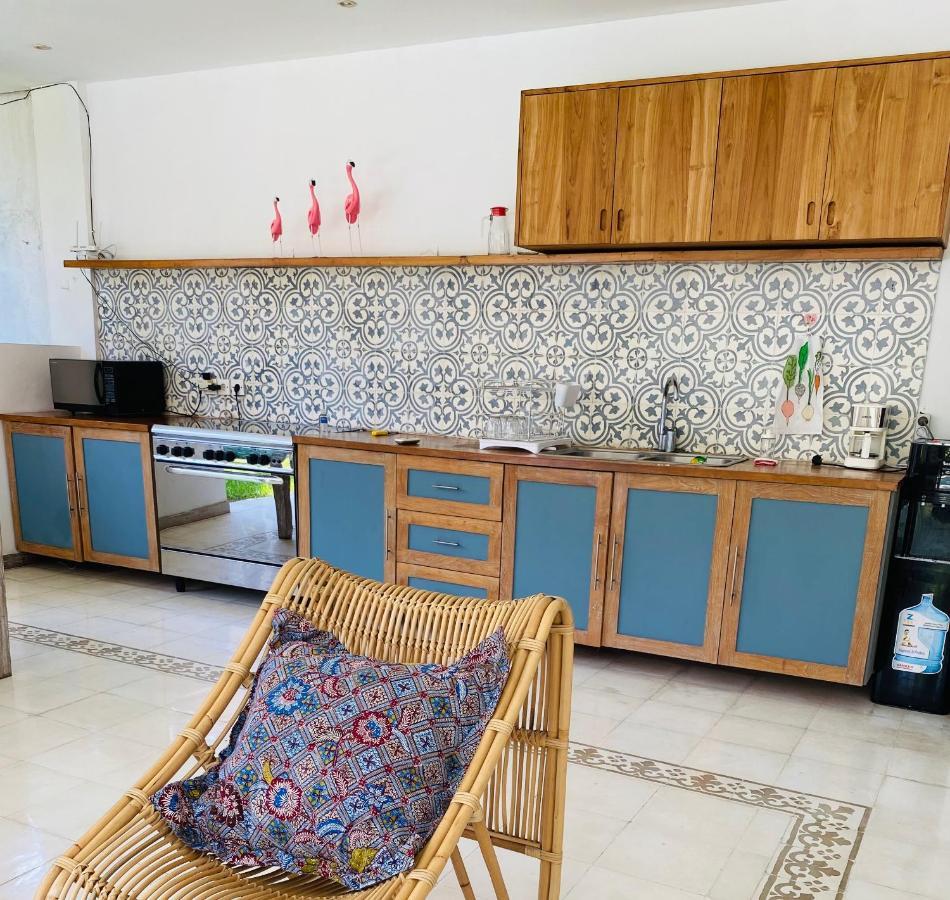 Villa Biru - 500M Batubelig Beach Canggu  Exterior photo