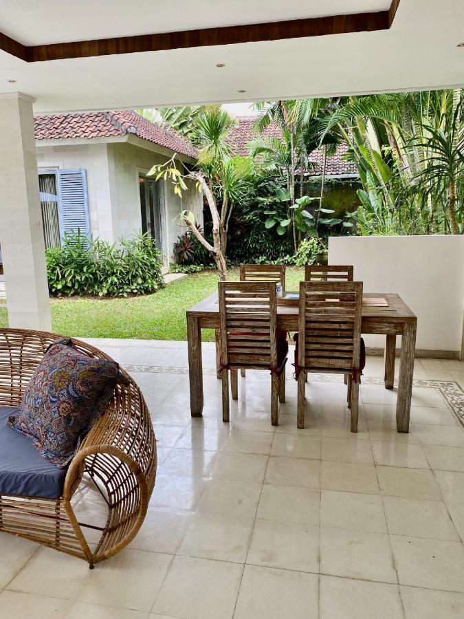 Villa Biru - 500M Batubelig Beach Canggu  Exterior photo